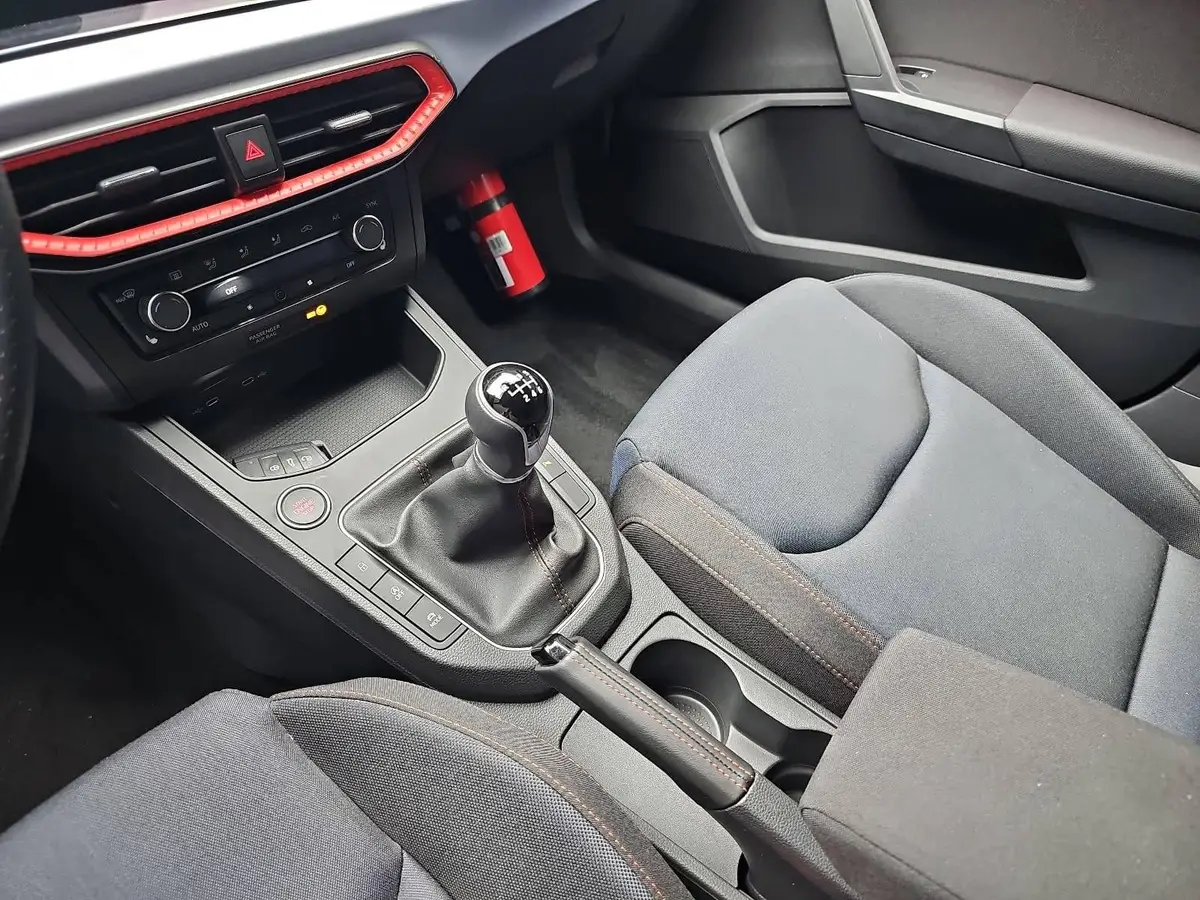 SEAT IBIZA 1.0 TSI FR NAVI LED PDC WINTER LM17