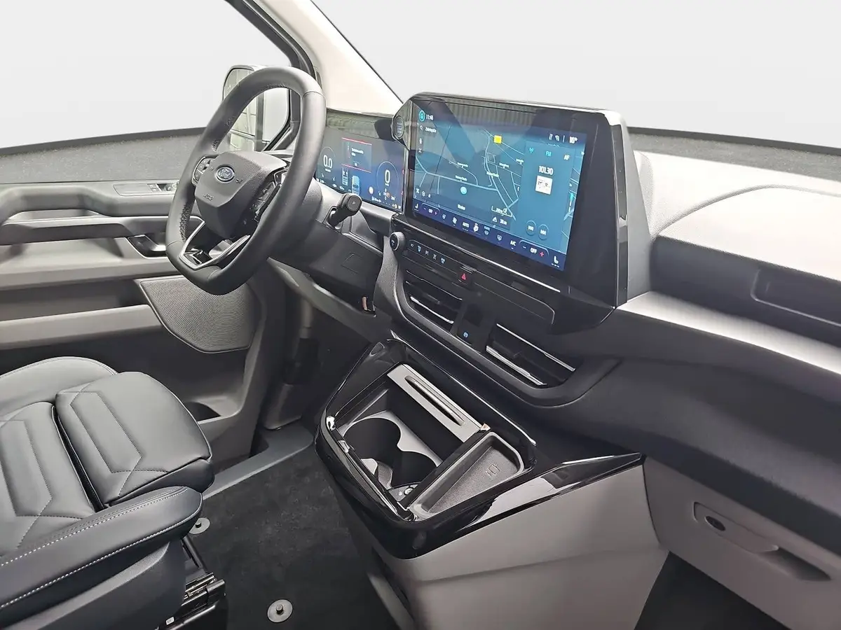 FORD TOURNEO CUSTOM 2.0 ECOBLUE AUTO. L1 TITANIUM X NAVI LED AHK