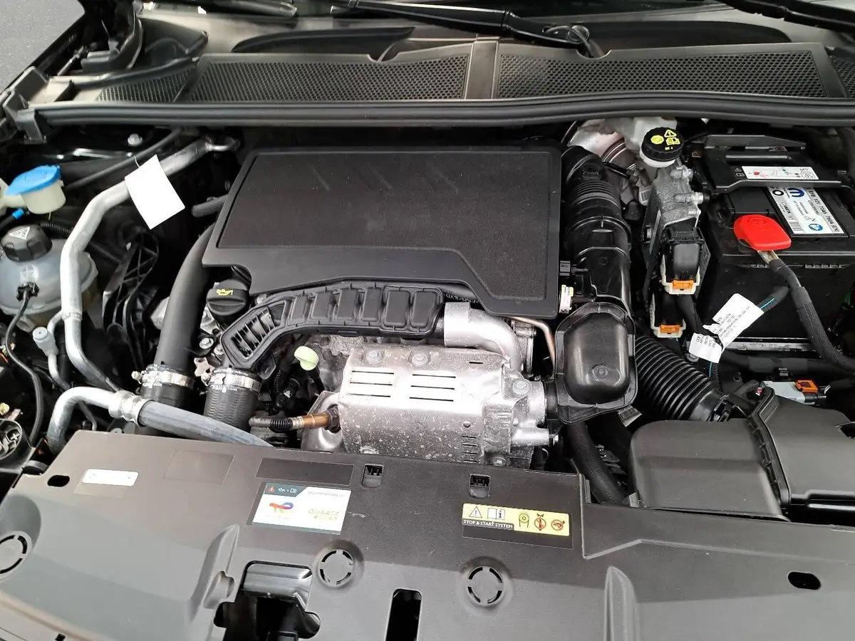 PEUGEOT 308 1.2 PURETECH 130 SW AUTO. GT