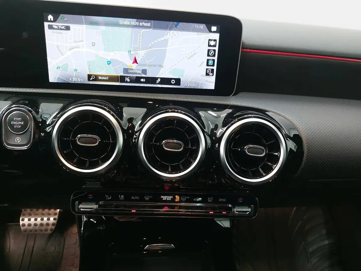 MERCEDES-BENZ A 220 AMG LINE (EURO 6D-TEMP)