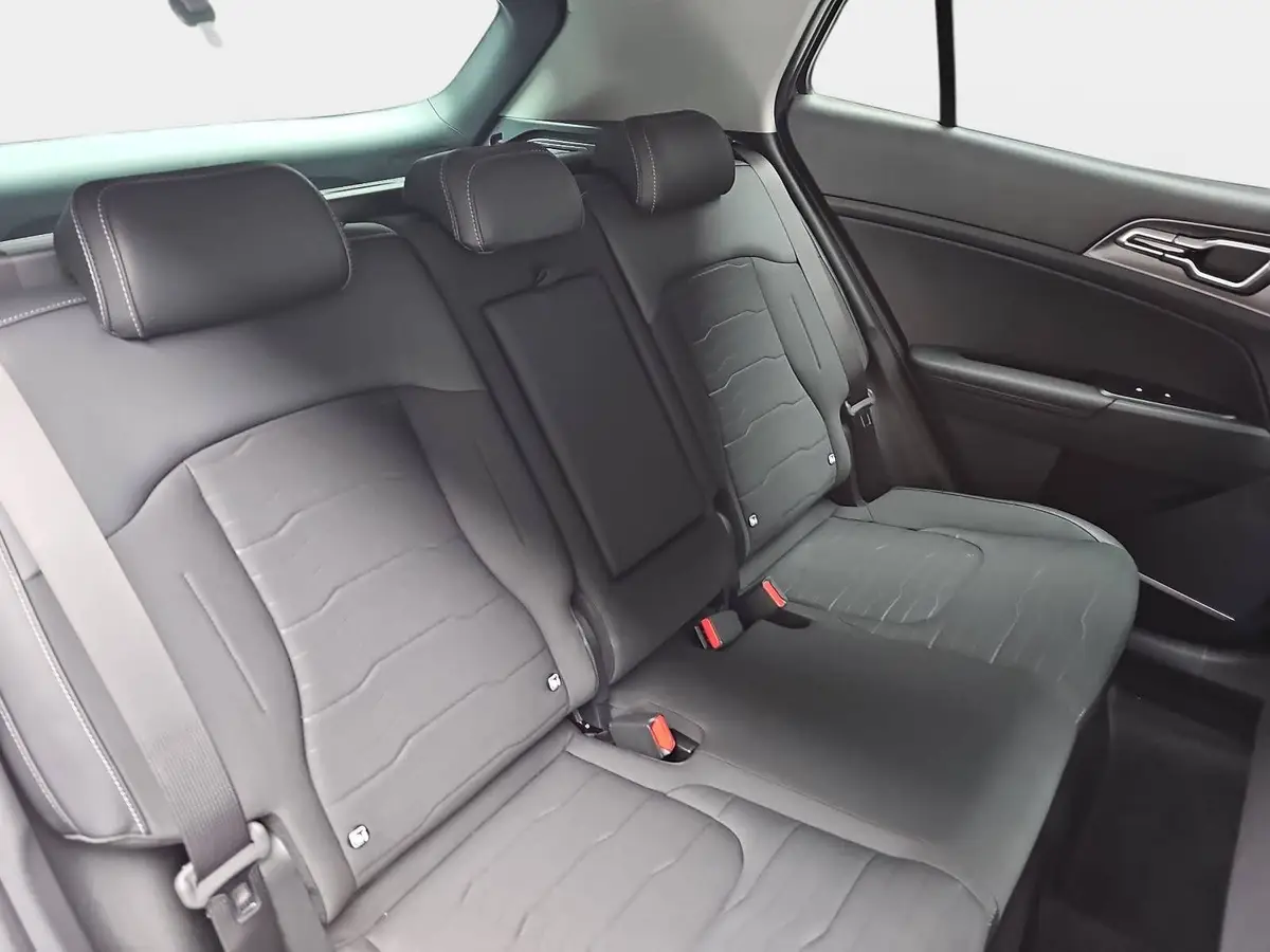 KIA SPORTAGE 1.6 T-GDI 150 2WD DCT SPIRIT MJ26 GLASDACH DRIVEWISE SOUND