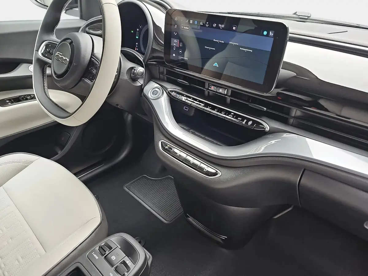 FIAT 500E ELEKTRO 42 KWH LA PRIMA