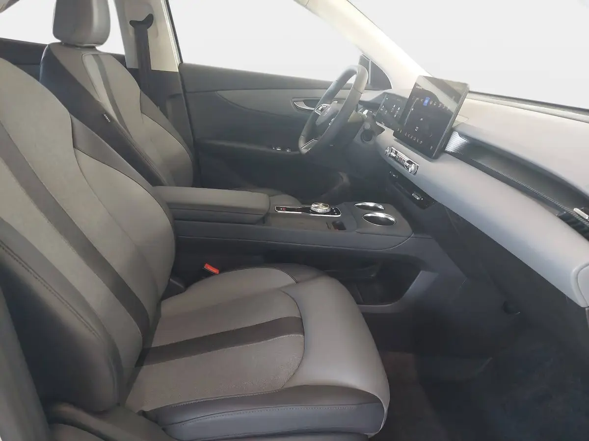 MG S5 EV 64 KWH MY25 LUXURY