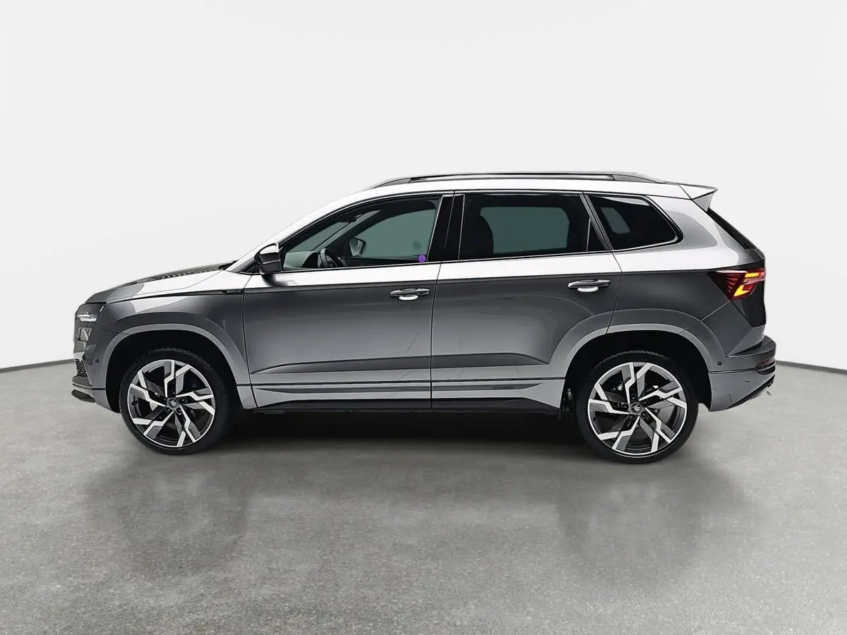 SKODA KAROQ 1.5 TSI DSG SPORTLINE NAVI LED-MATRIX PANO WINTER 
