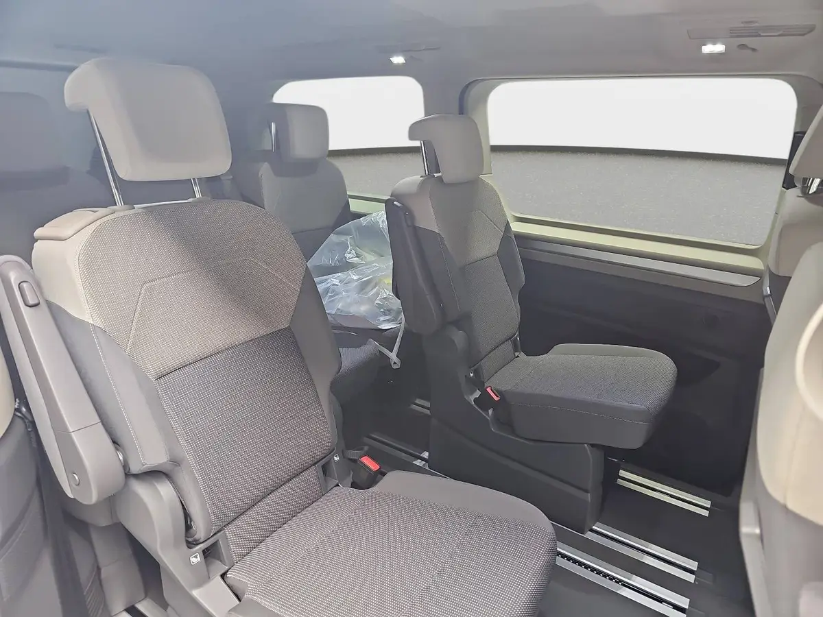VW T7 MULTIVAN 2.0 TDI DSG LIFE LANG ACC AHK