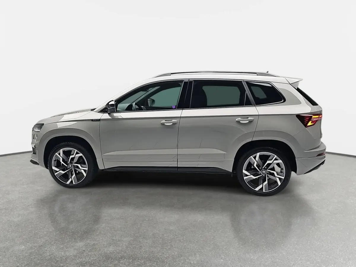 SKODA KAROQ 2.0 TSI DSG SPORTLINE 4X4 AHK PANO