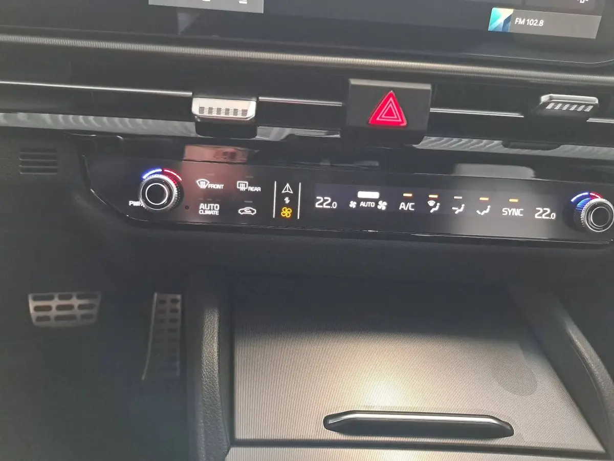 KIA SPORTAGE 1.6 T-GDI 150 2WD DCT GT-LINE MJ26 DRIVEWISE GLASDACH SOUND