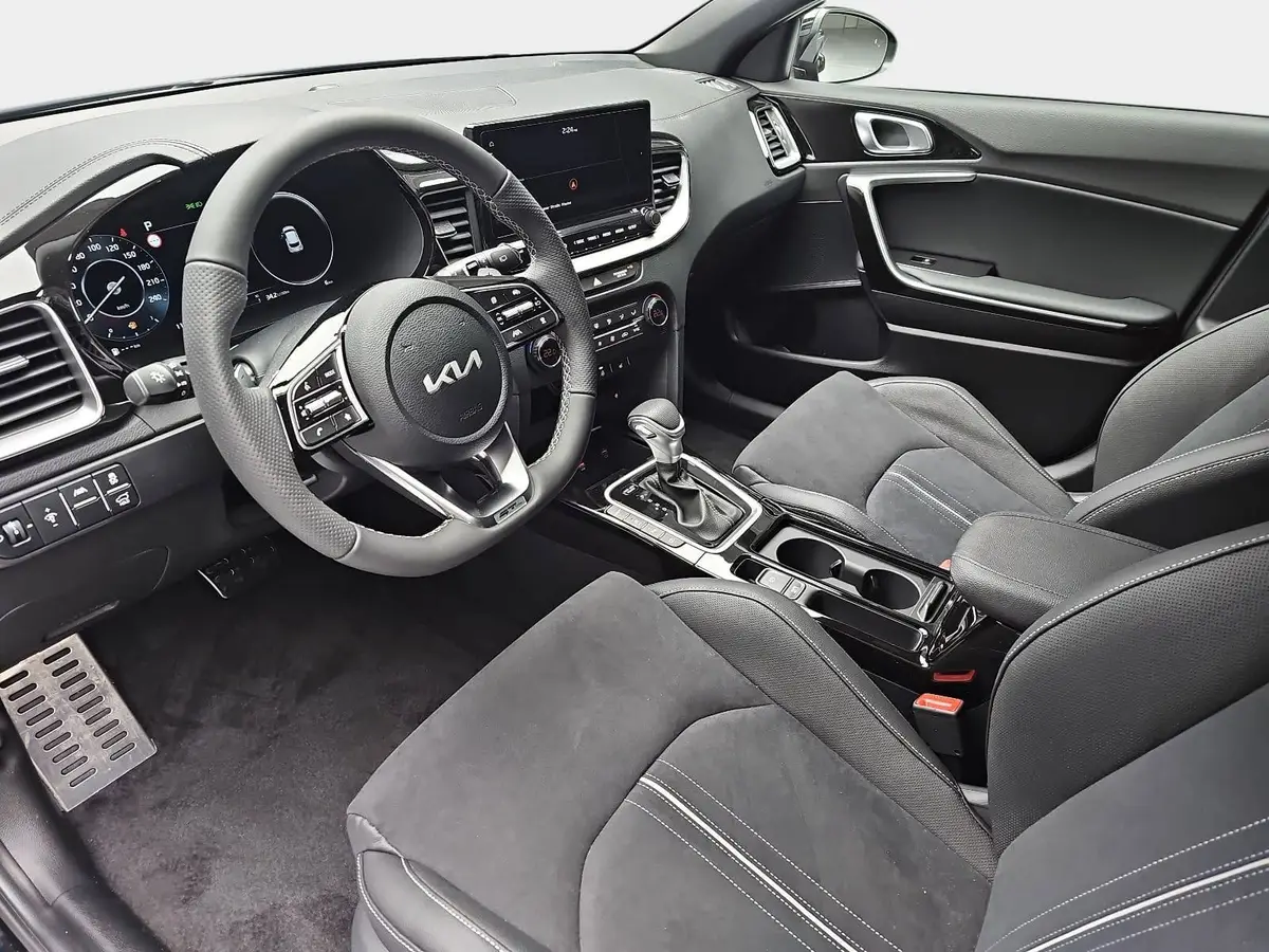 KIA XCEED 1.6 T-GDI 180 DCT GT-LINE MJ26 LEDER