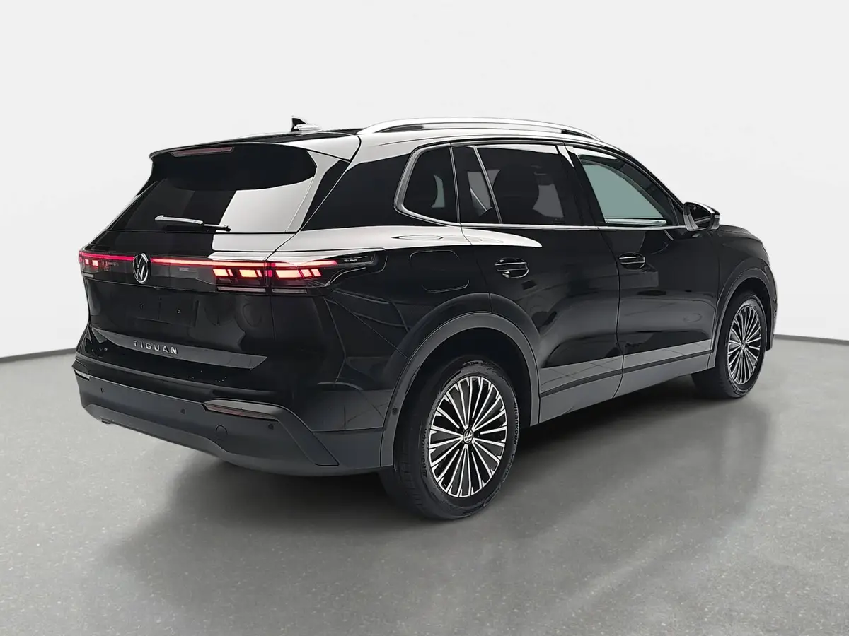 VW TIGUAN 2.0 TDI DSG LIFE LED-PLUS ACC WINTER EL.HECKKLAPPE