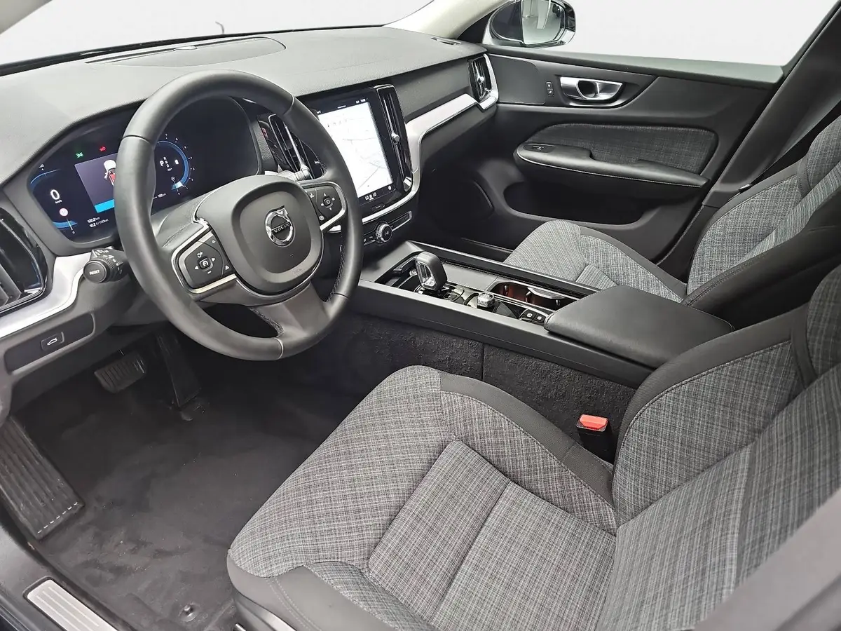 VOLVO S60 B4 AUTO. CORE NAVI LED GOOGLE KAMERA LM17