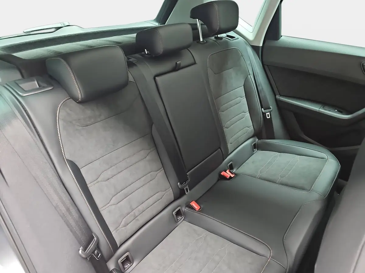 CUPRA ATECA 1.5 TSI DSG NAVI LED ACC PANO EL.HECKKLAPPE KAMERA