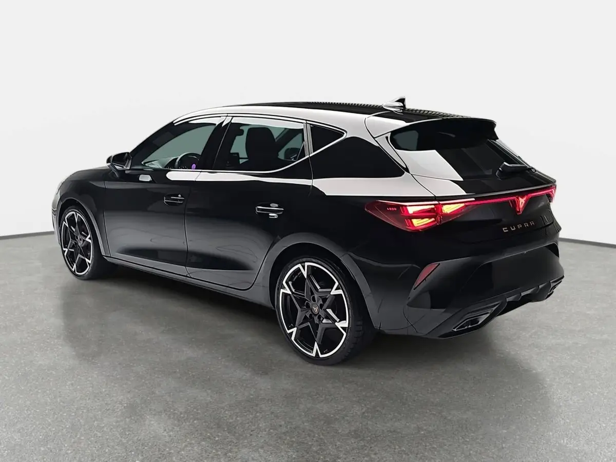 CUPRA LEON 1.5 ETSI DSG LED ACC DCC FULL-LINK WINTER PDC KAME