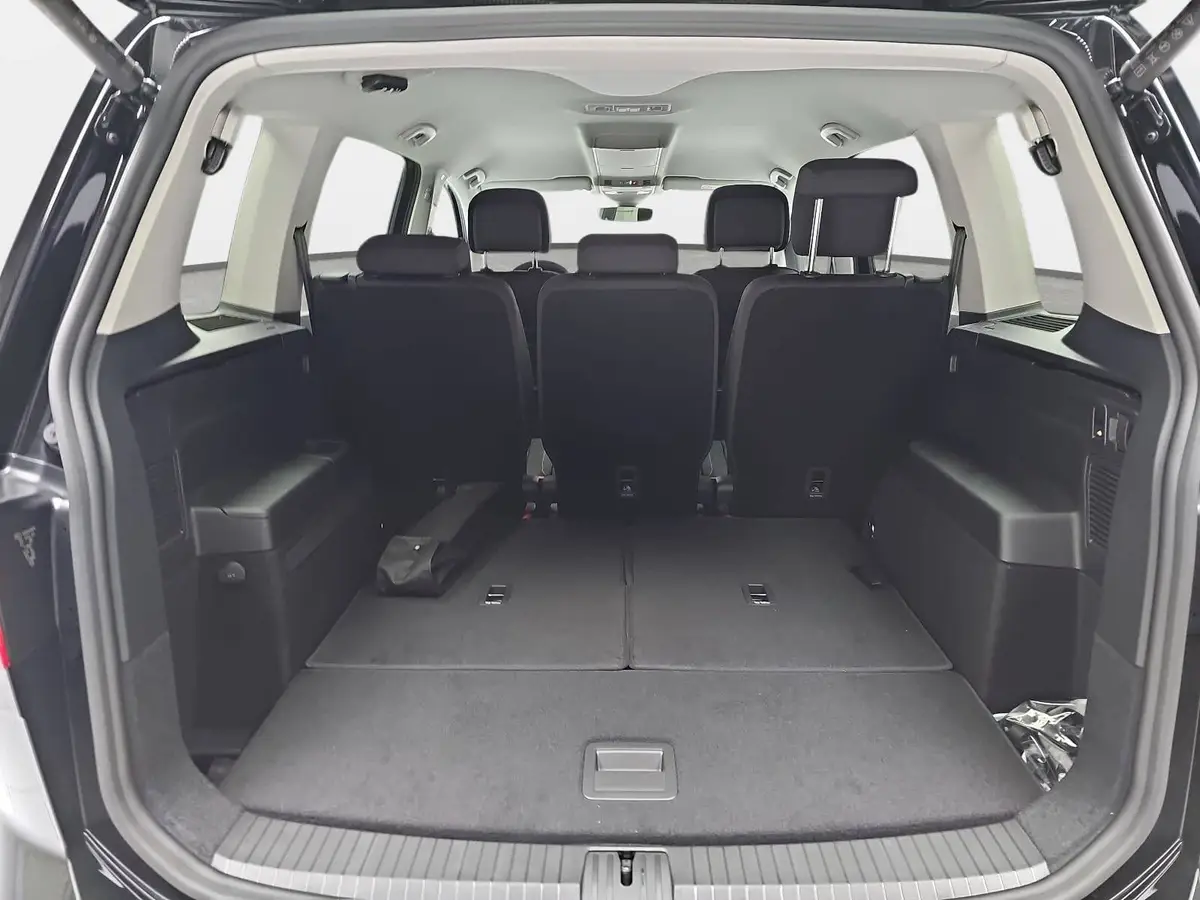 VW TOURAN 1.5 TSI DSG COMFORTLINE NAVI LED ACC SPUR WINTER 7