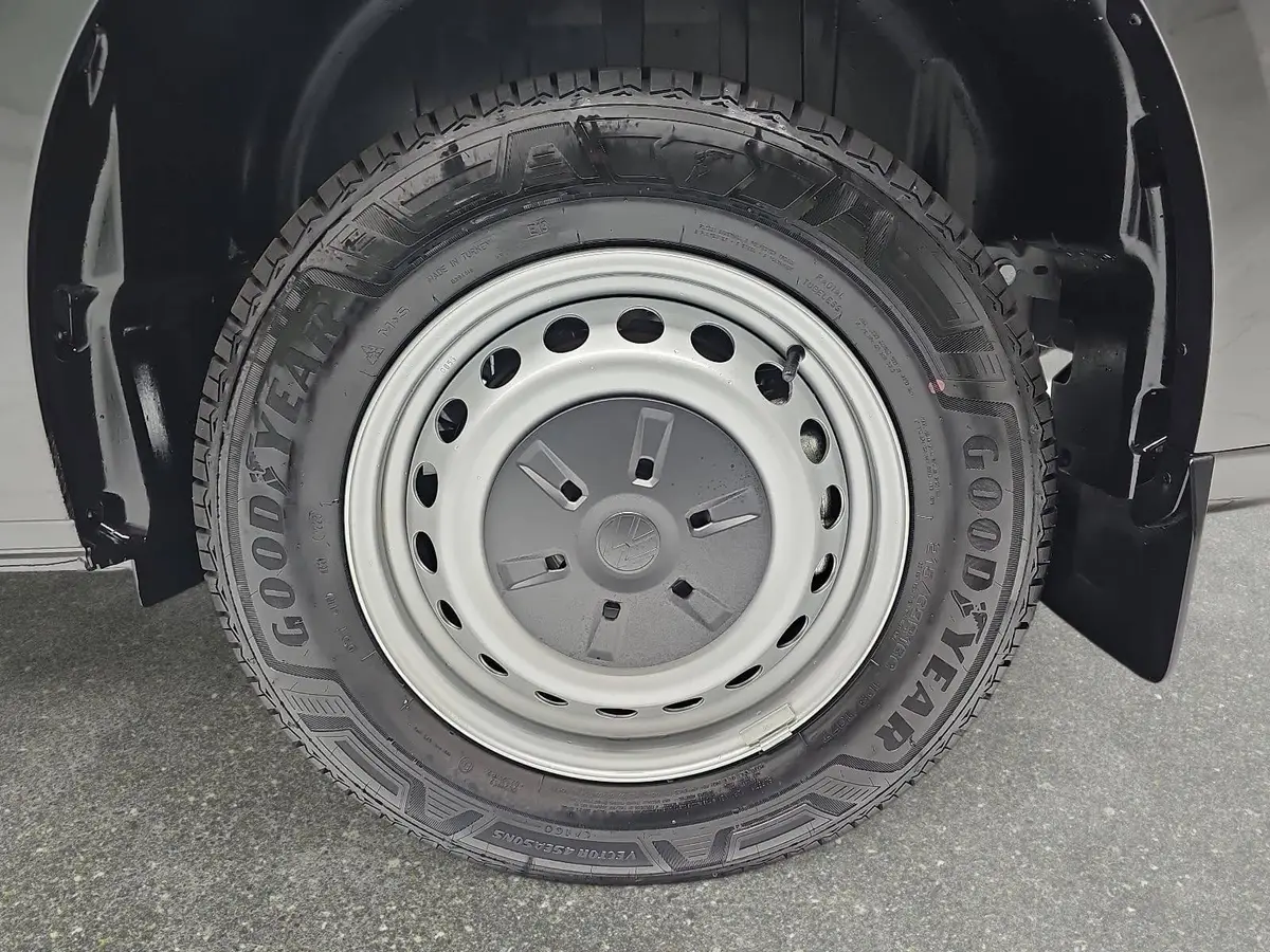 VW T7 TRANSPORTER 2.0 TDI DSG KASTEN L2H1 NAVI LED ACC WINTER 3-S KA