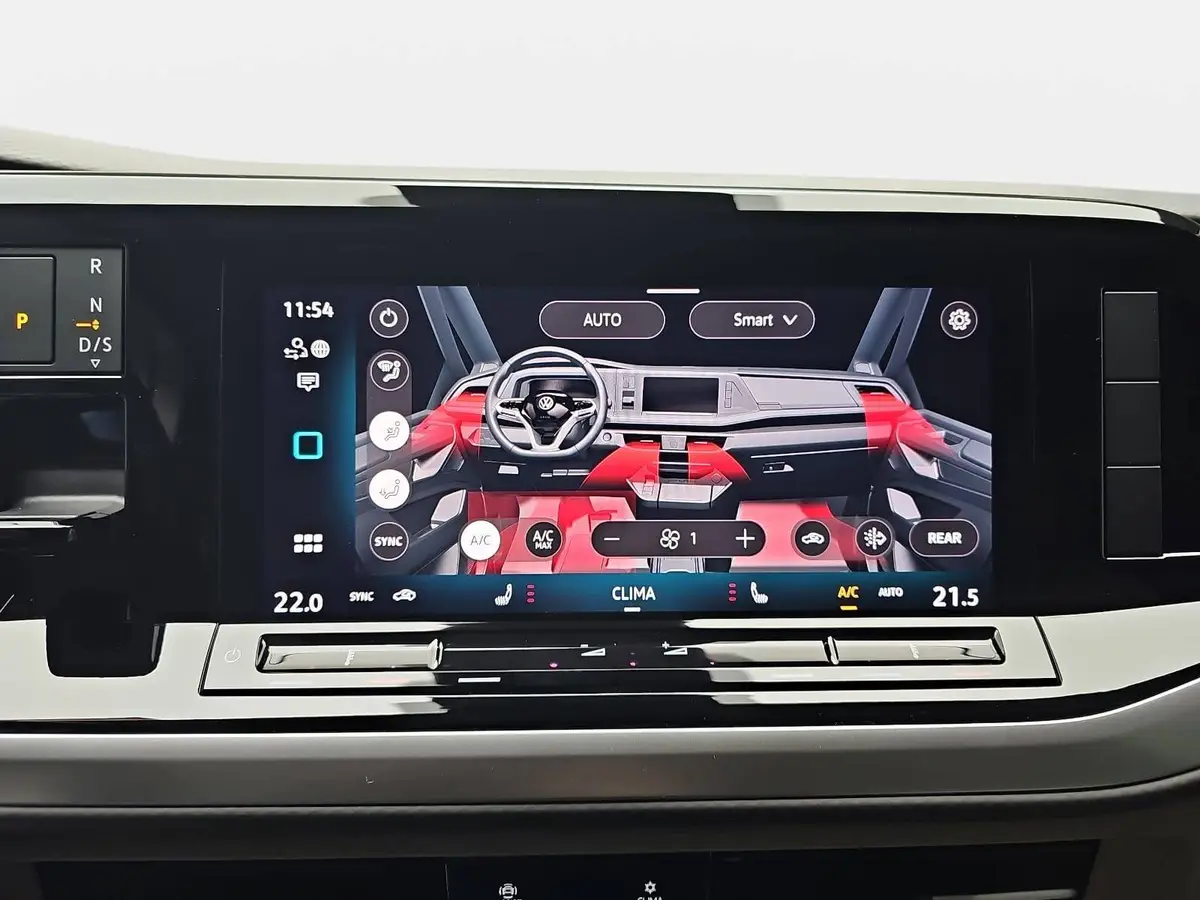 VW T7 MULTIVAN 2.0 TDI DSG LIFE P-ASSIST AHK