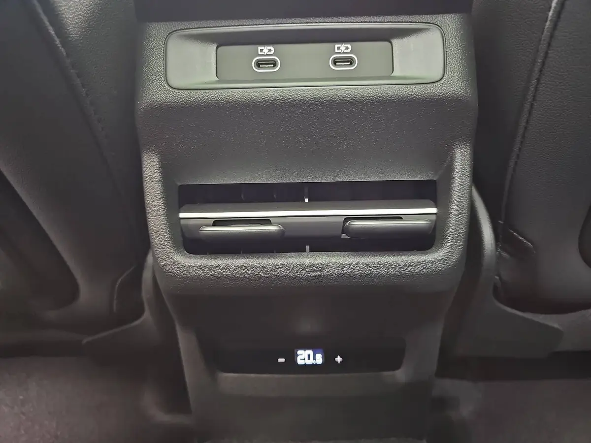 AUDI Q3 TDI S-TRONIC S-LINE NAVI LED-PLUS PANO