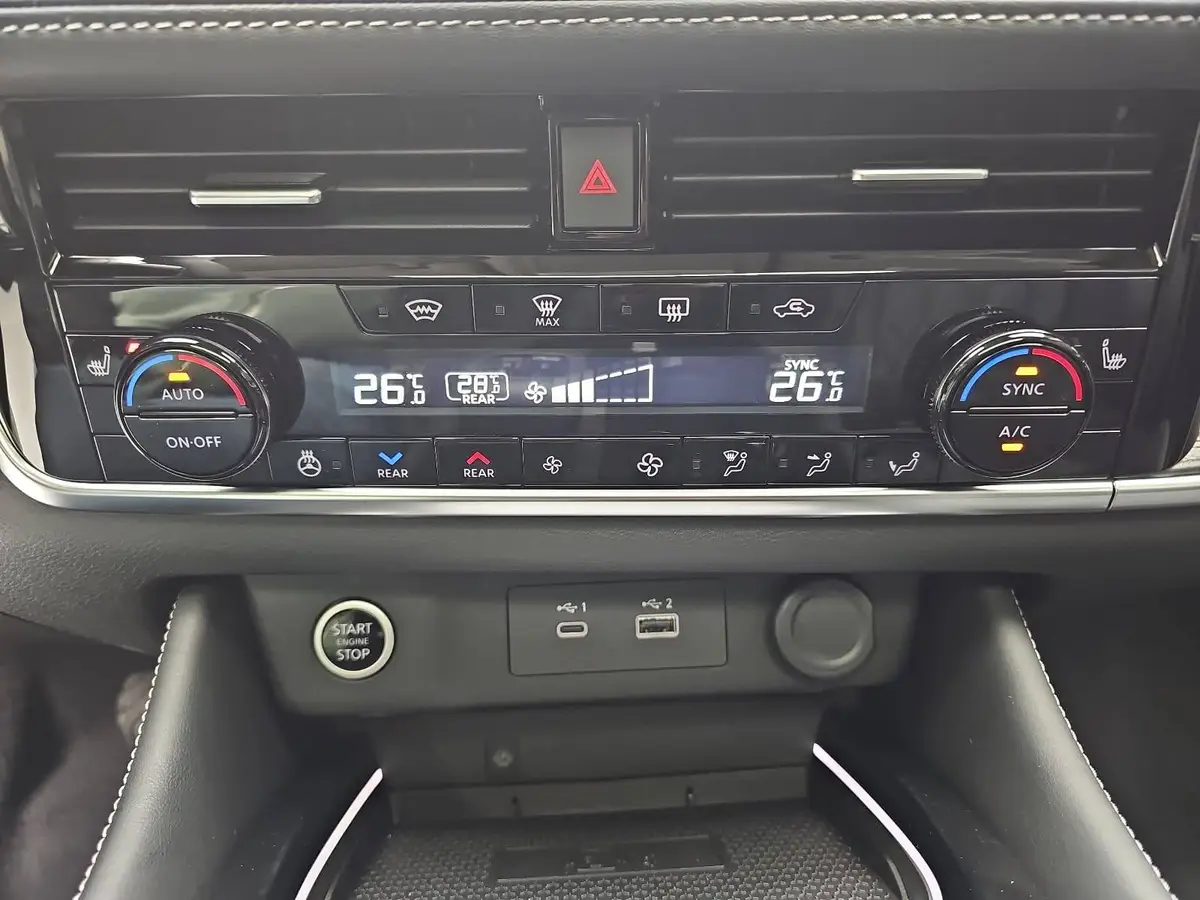 NISSAN X-TRAIL 1.5 VC-T MHEV AUTO. TEKNA+ 20ZOLL