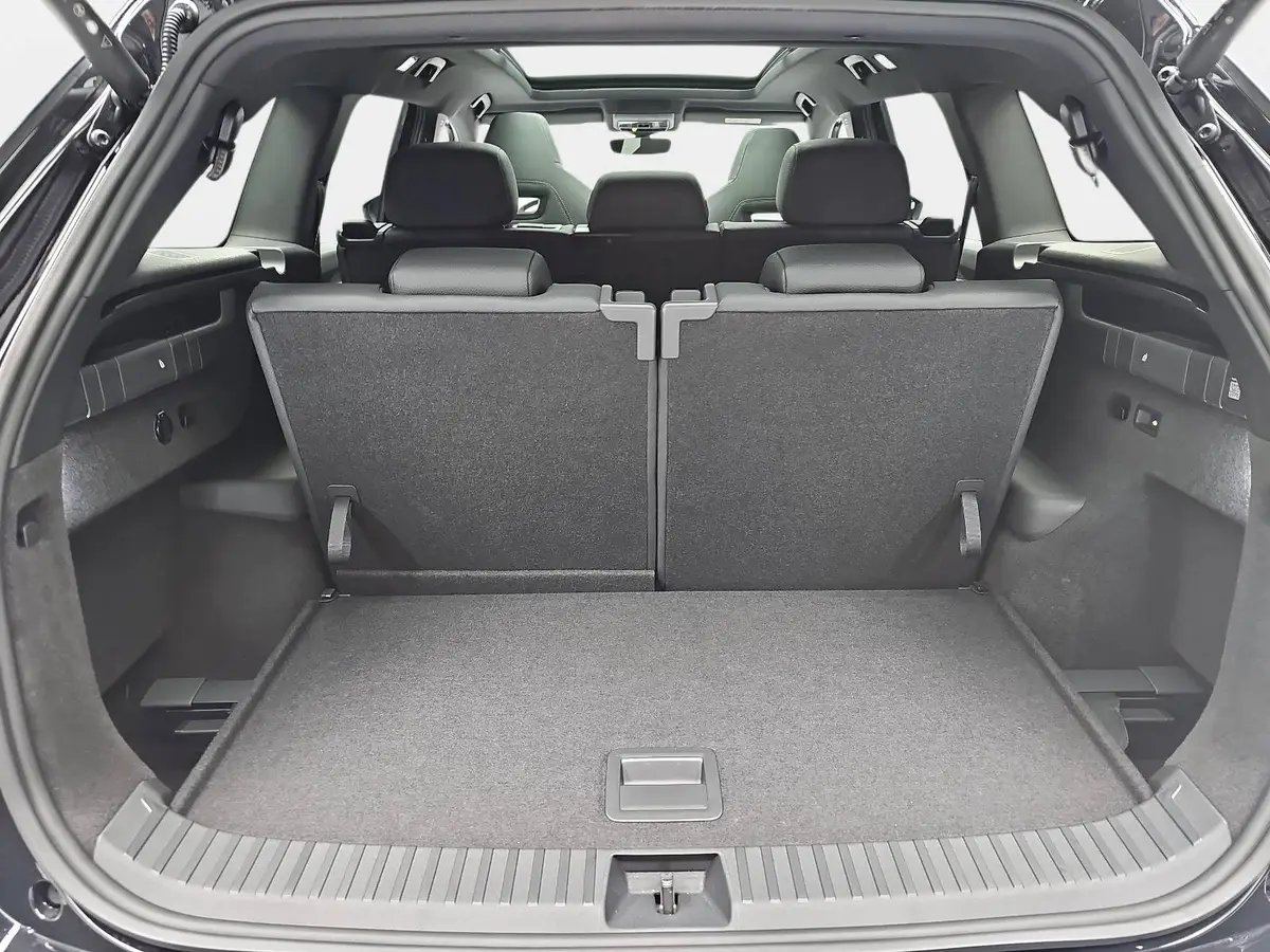 SKODA KODIAQ 1.5 TSI DSG SPORTLINE NAVI LED PANO 7-SITZE KAMERA