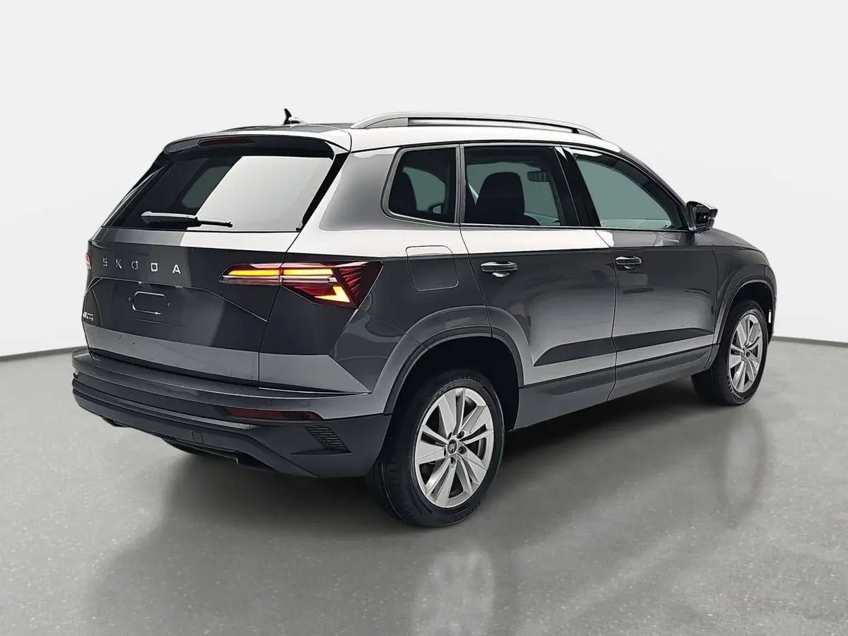 SKODA KAROQ 1.5 TSI DSG 130 JAHRE LED KAMERA AHK