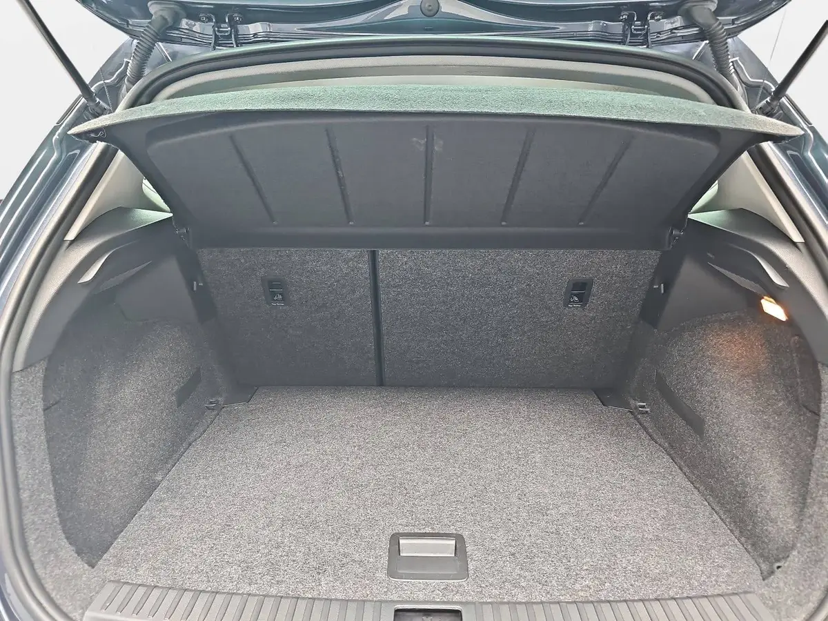 SEAT ARONA 1.0 TSI DSG STYLE NAVI LED PDC LM