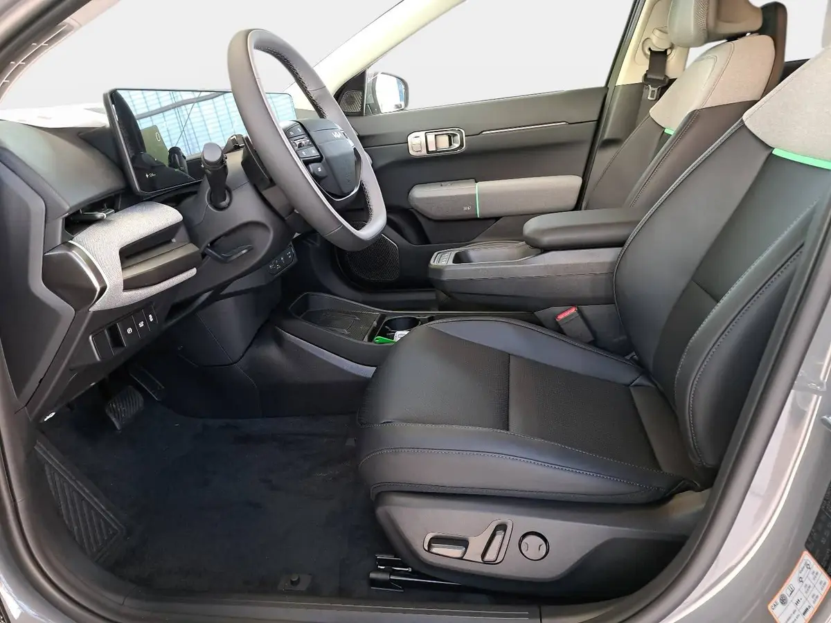 KIA EV4 FASTBACK 81.4 KWH EARTH MJ26 UP. TECH. WINTER-CON. DRIVEW.-PARK DESIGN SOUND