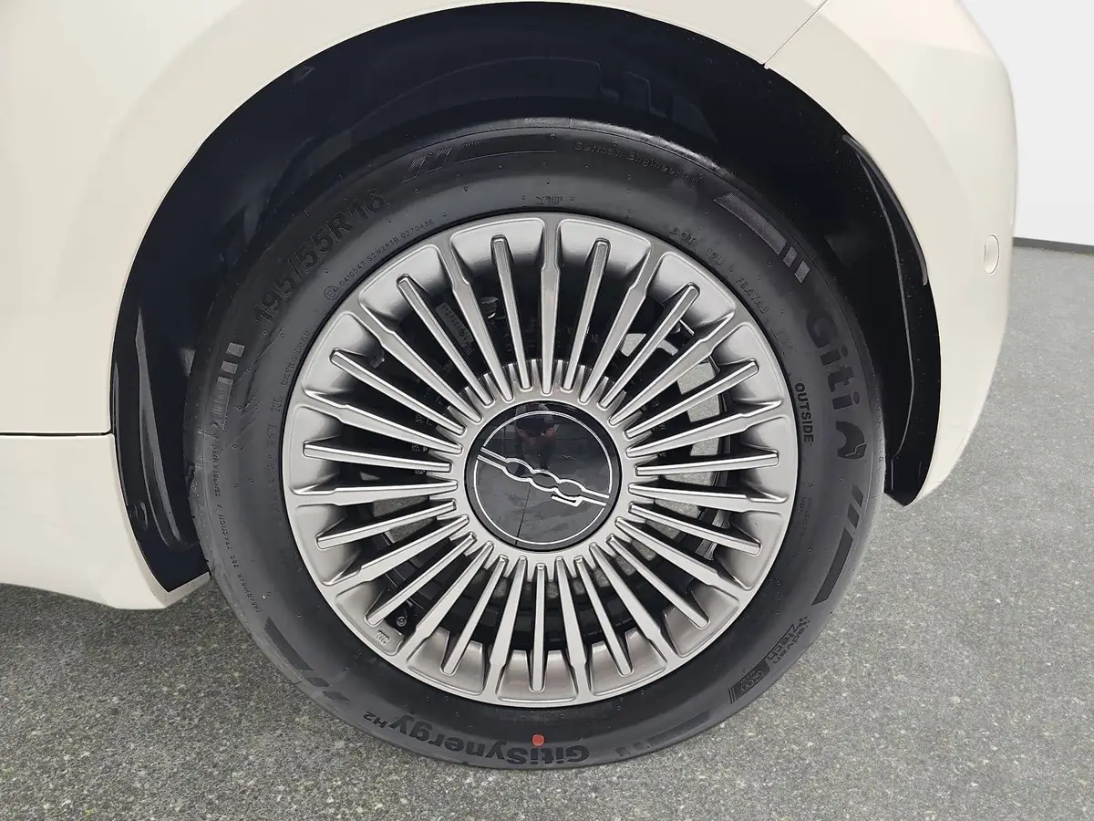 FIAT 500 ELEKTRO 42 KWH ICON MJ26 KOMFORT-PAKET
