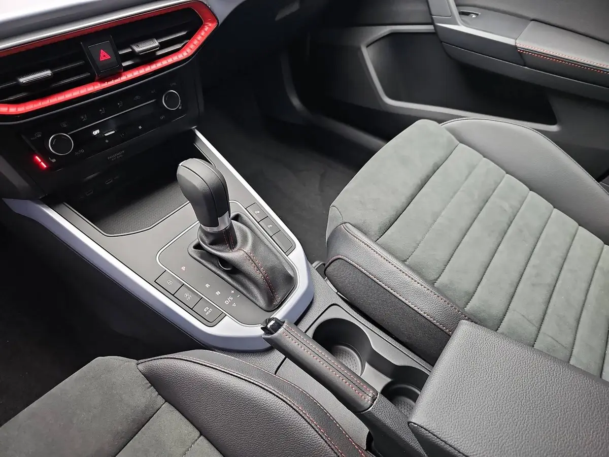 SEAT ARONA 1,0 TSI DSG FR LED AUDIO DINAMICA P-ASSIST WINTER 