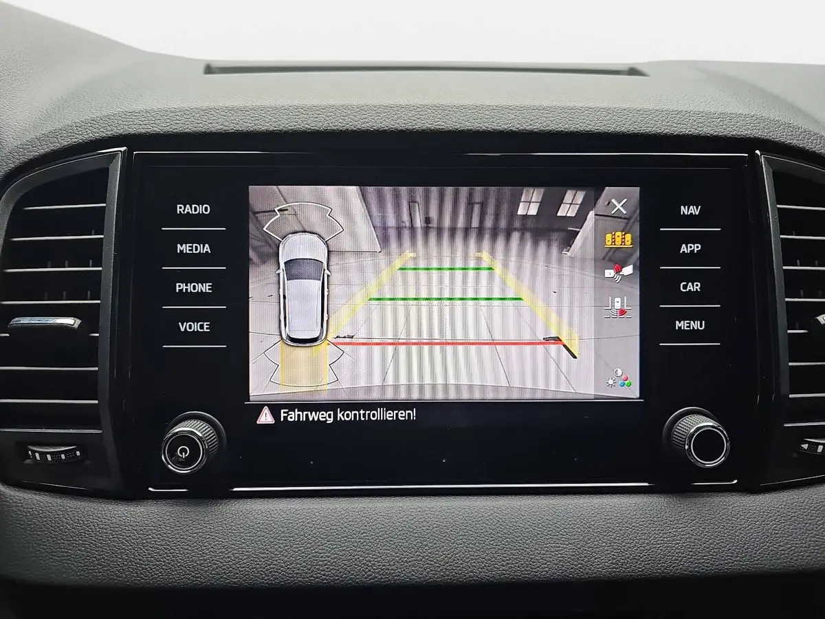 SKODA KAROQ 2.0 TSI DSG SPORTLINE 4X4 NAVI LED