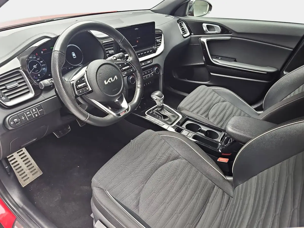 KIA XCEED 1.5 T-GDI GT LINE WINTER LED KAMERA