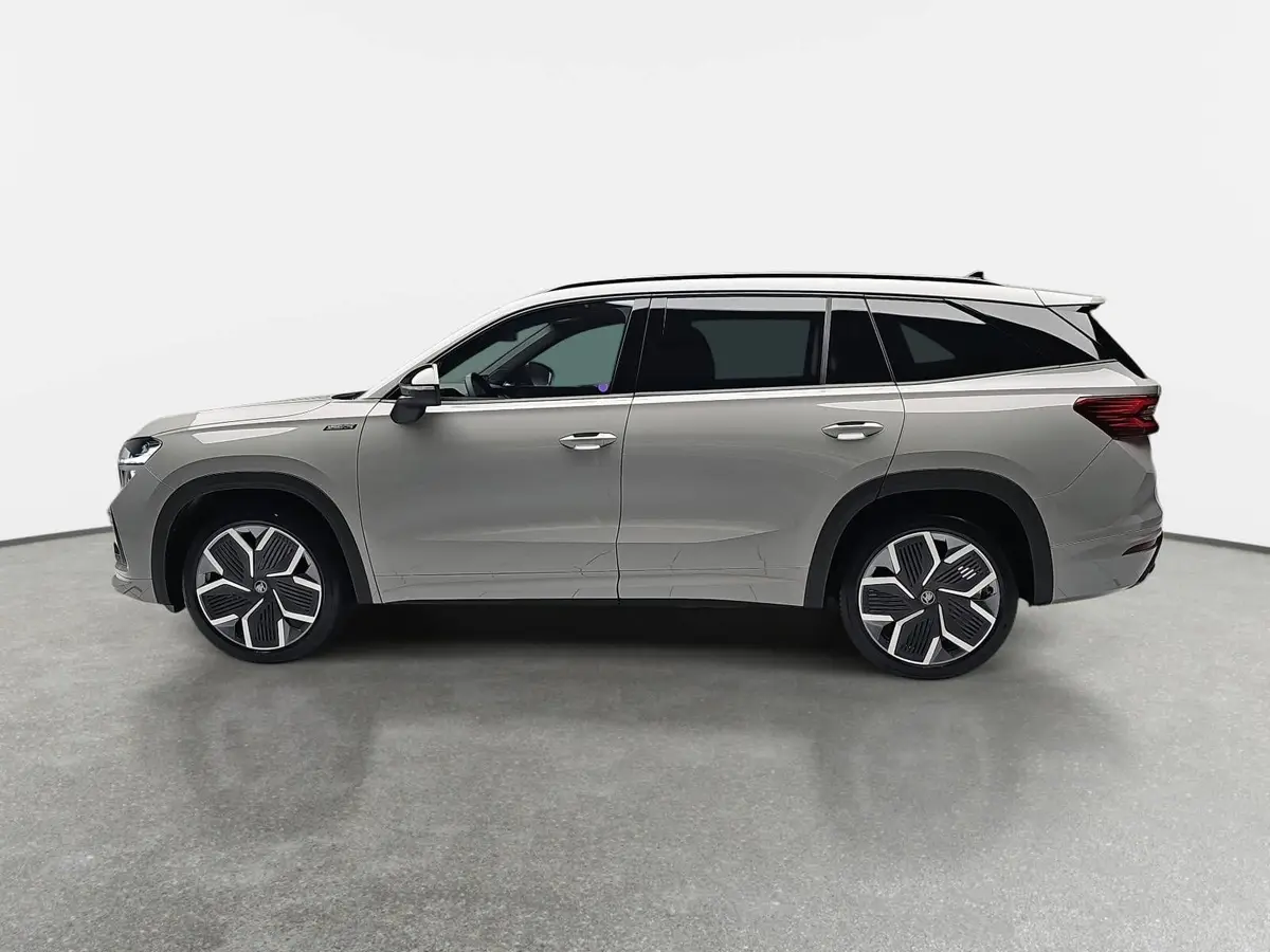 SKODA KODIAQ 1.5 DSG SPORTLINE NAVI LED ACC WINTER KAMERA AHK L