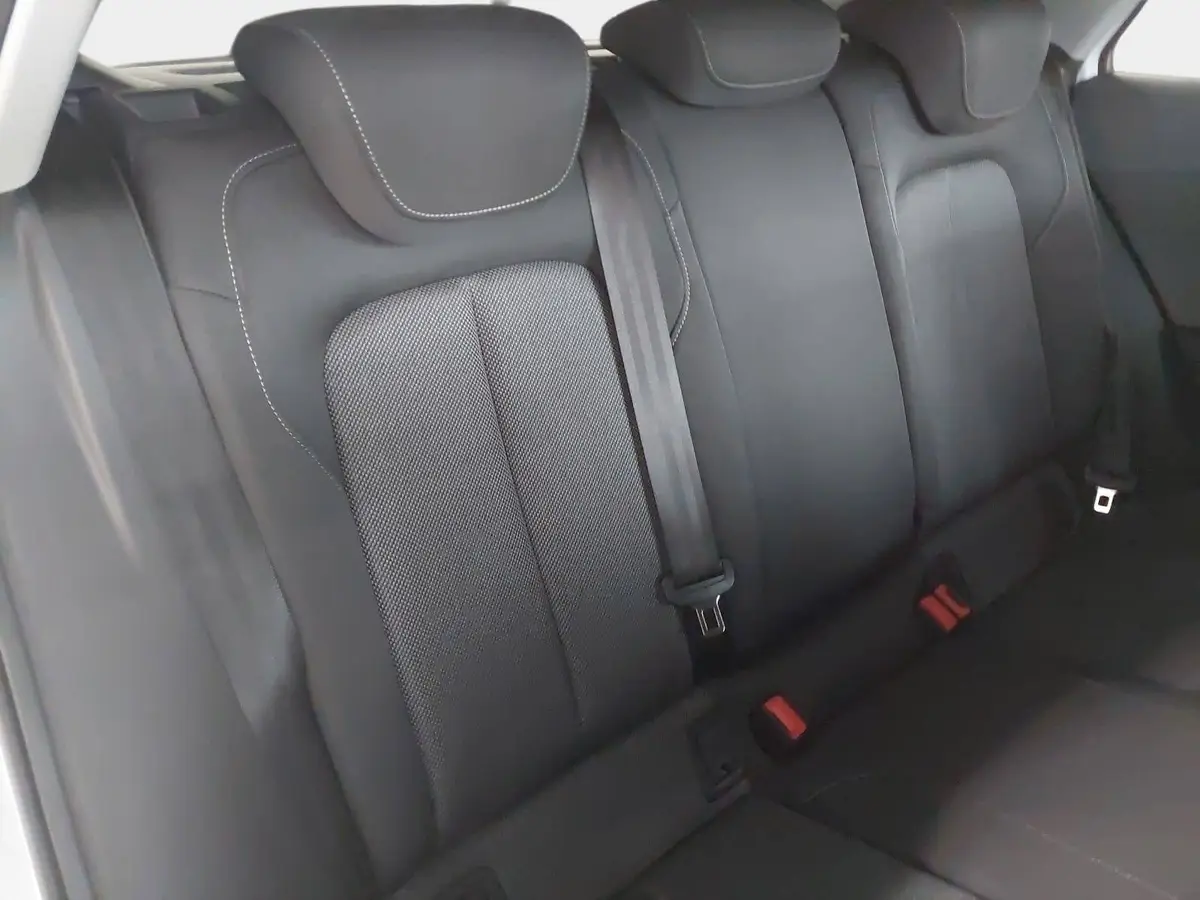 AUDI Q2 35 TFSI S-TRONIC S LINE NAVI LED ACC EL.HECKKL. WI