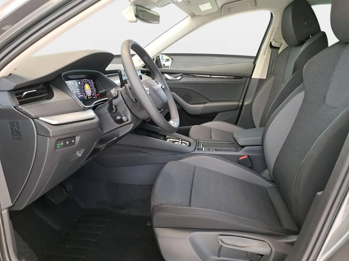 SKODA OCTAVIA COMBI 2.0 TDI DSG SELECTION AHK LM