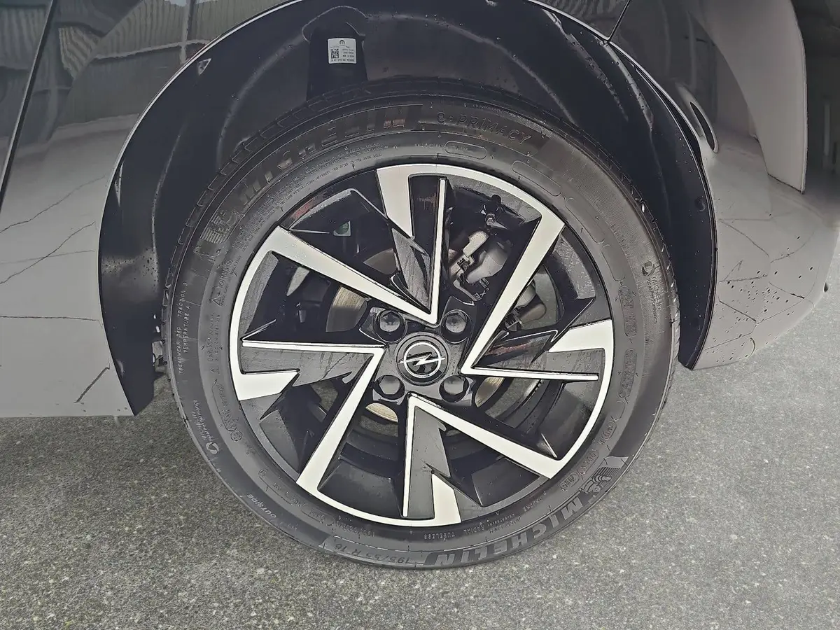 OPEL CORSA 1.2 HYBRID GS LED KOMFORT-PAKET