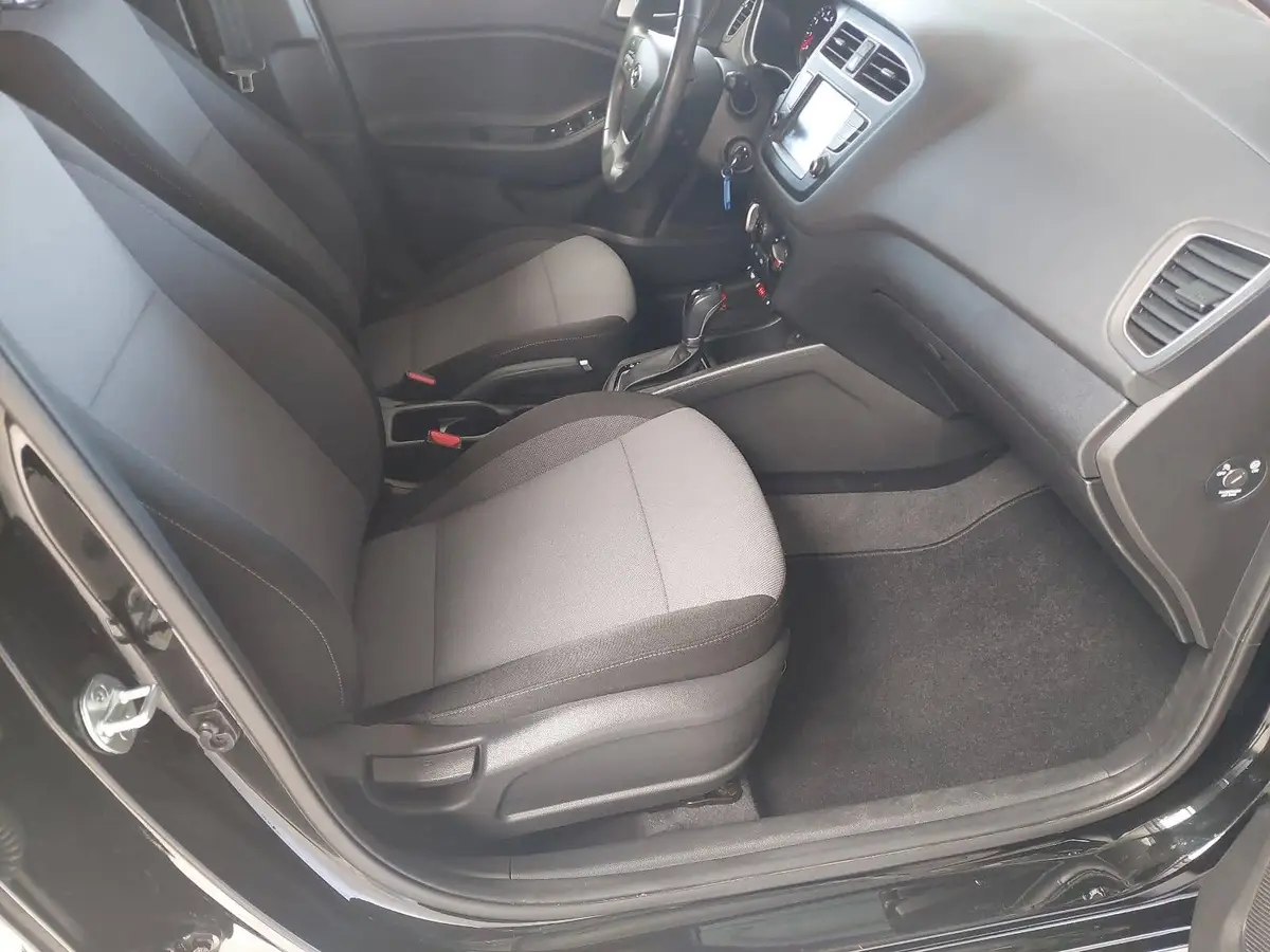 HYUNDAI I20 1.0 DCT YES! TEMPO WINTER KAMERA