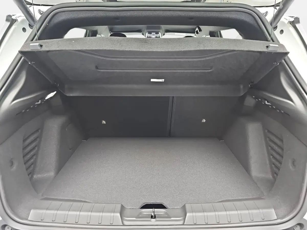 JEEP AVENGER 1.2 E-HYBRID T3 DCT 4XE OVERLAND MJ26 INFOTAINMENT & KOMFORTPAKET