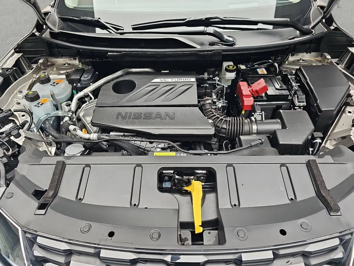 NISSAN X-TRAIL 1.5 VC-T MHEV AUTO. N-CONNECTA 19ZOLL HEAD-UP VOLL-LED