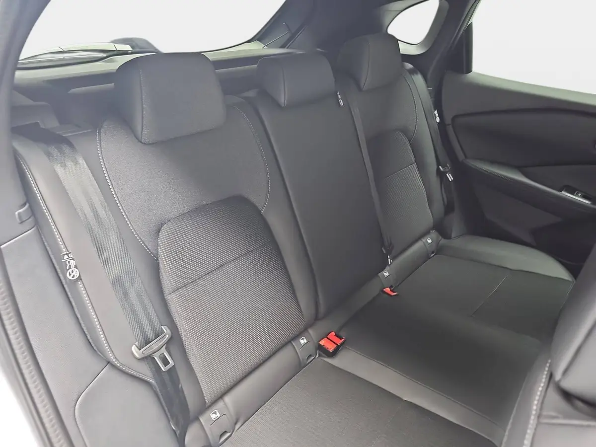 NISSAN QASHQAI 1.3 DIG-T MHEV AUTO. N-CONNECTA WINTER