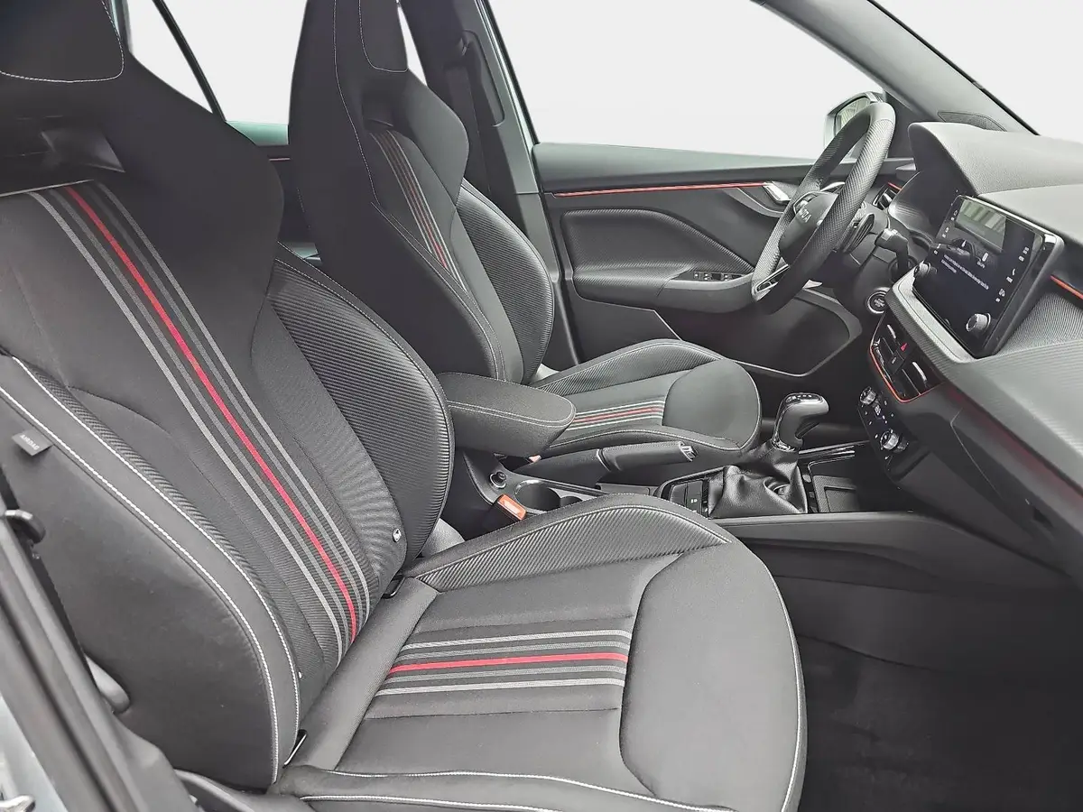 SKODA KAMIQ 1.0 TSI DSG MONTE CARLO LED PANORAMA WINTER KAMERA