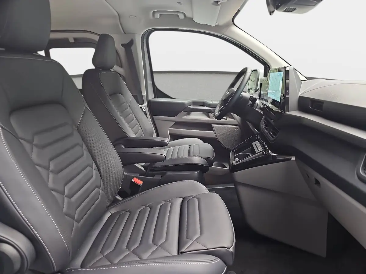 FORD TOURNEO CUSTOM 2.0 ECOBLUE AUTO. L1 TITANIUM X NAVI LED AHK