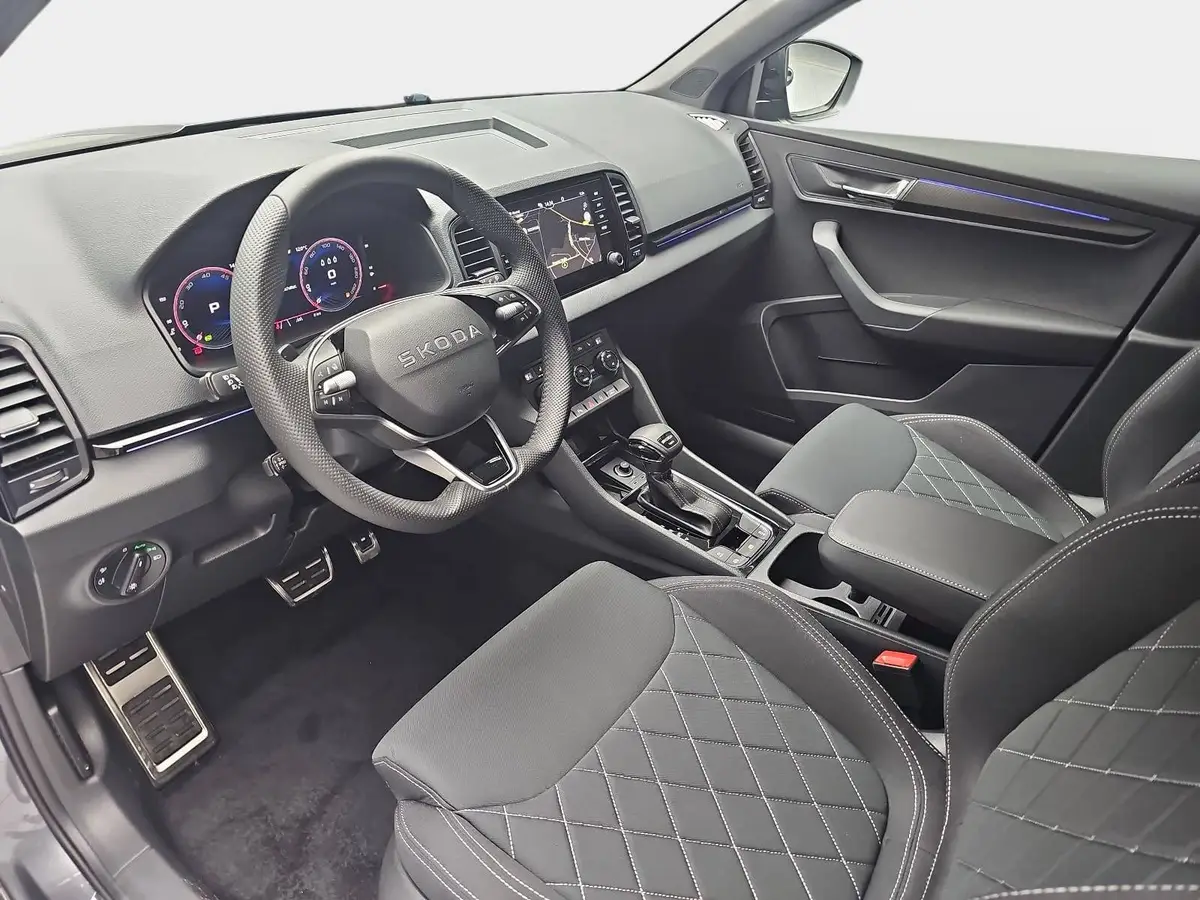 SKODA KAROQ 2.0 TDI DSG SPORTLINE 4X4 WINTER AHK