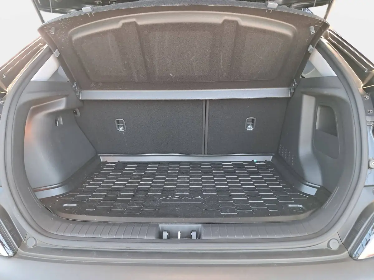 HYUNDAI KONA 1.0 T-GDI AUTO. 2WD KLIMA KAMERA