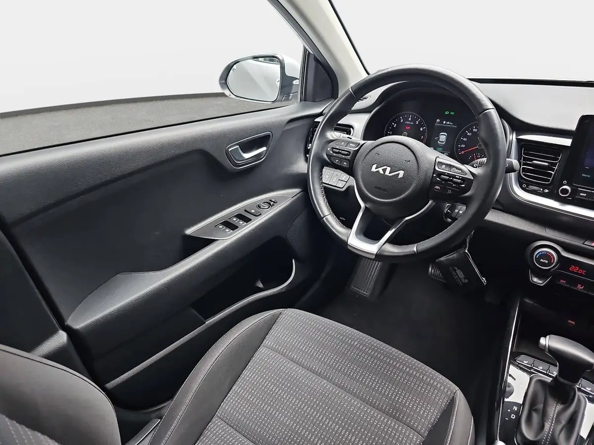 KIA STONIC 1.0 T-GDI DCT Navi Winter Kamera