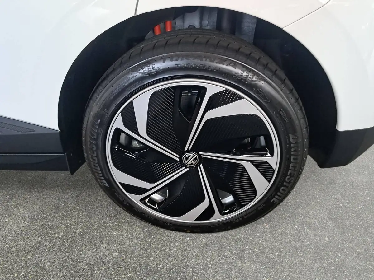 MG MG4 EV 64 KWH MY26 PREMIUM