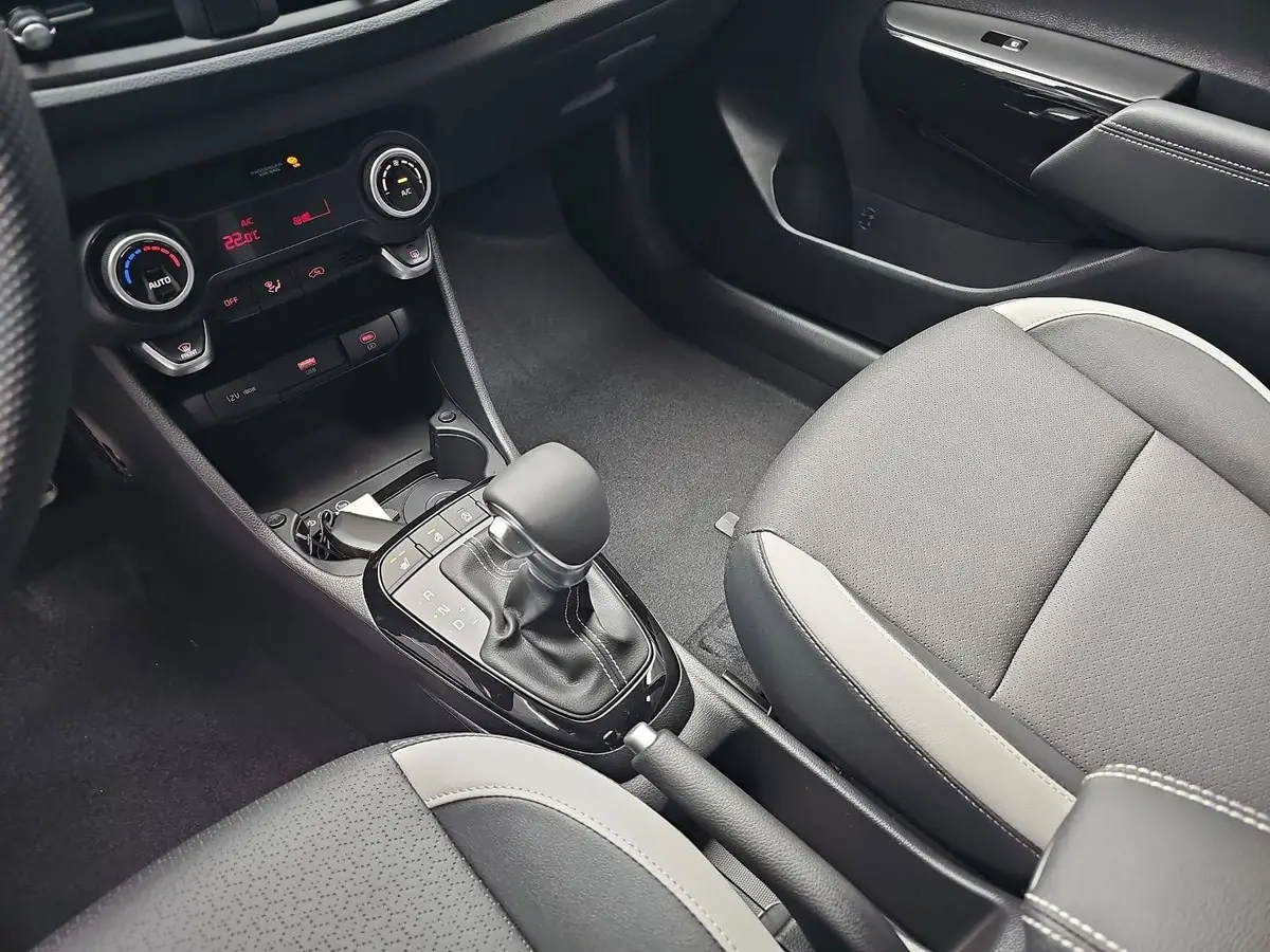 KIA PICANTO 1.0 GDI AUTO. (AMT) GT-LINE MJ26 LED SITZH. NAVI KAMERA