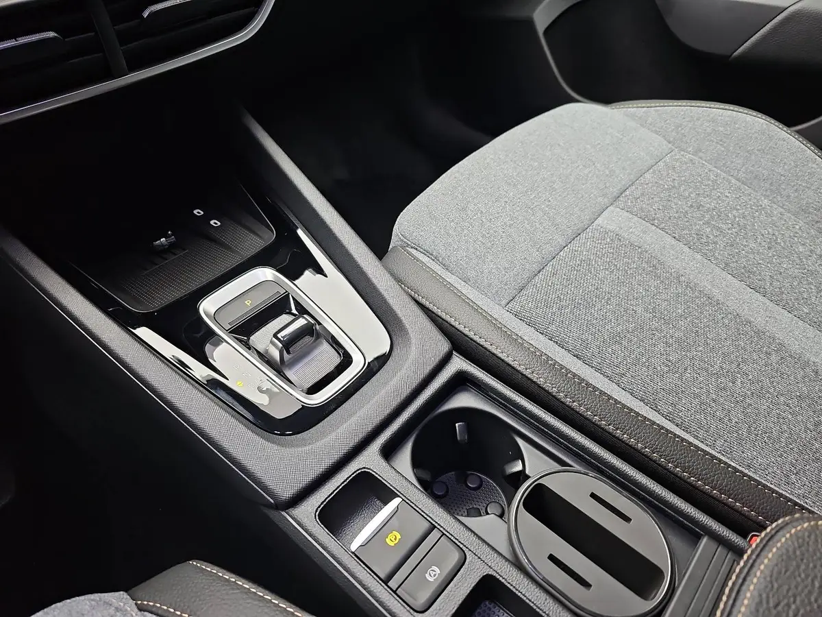 SKODA OCTAVIA COMBI 1.5 TSI ETEC DSG SELECTION NAVI LED ACC WINTER KA