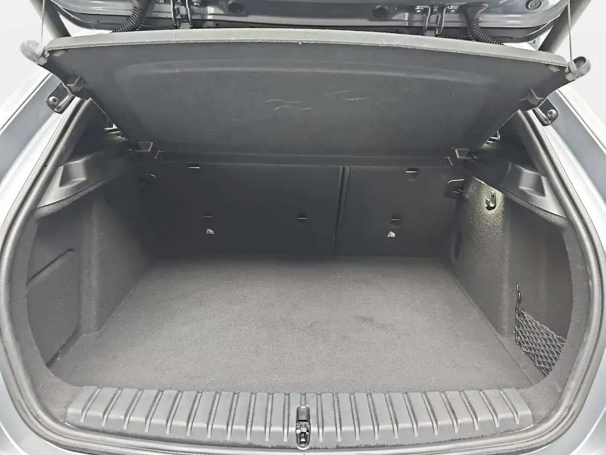 BMW 123 I AUTO. M SPORT NAVI LED DRIVING+P-ASSIST H+K KAM