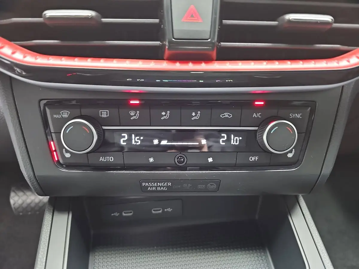 SEAT IBIZA 1.0 TSI DSG FR LED DAB KLIMAAUTO WINTER SICHT KAME