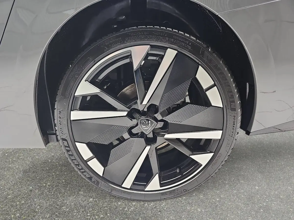 PEUGEOT 308 SW 1.2 HYBRID GT KOMFORT PAKET AHK LM