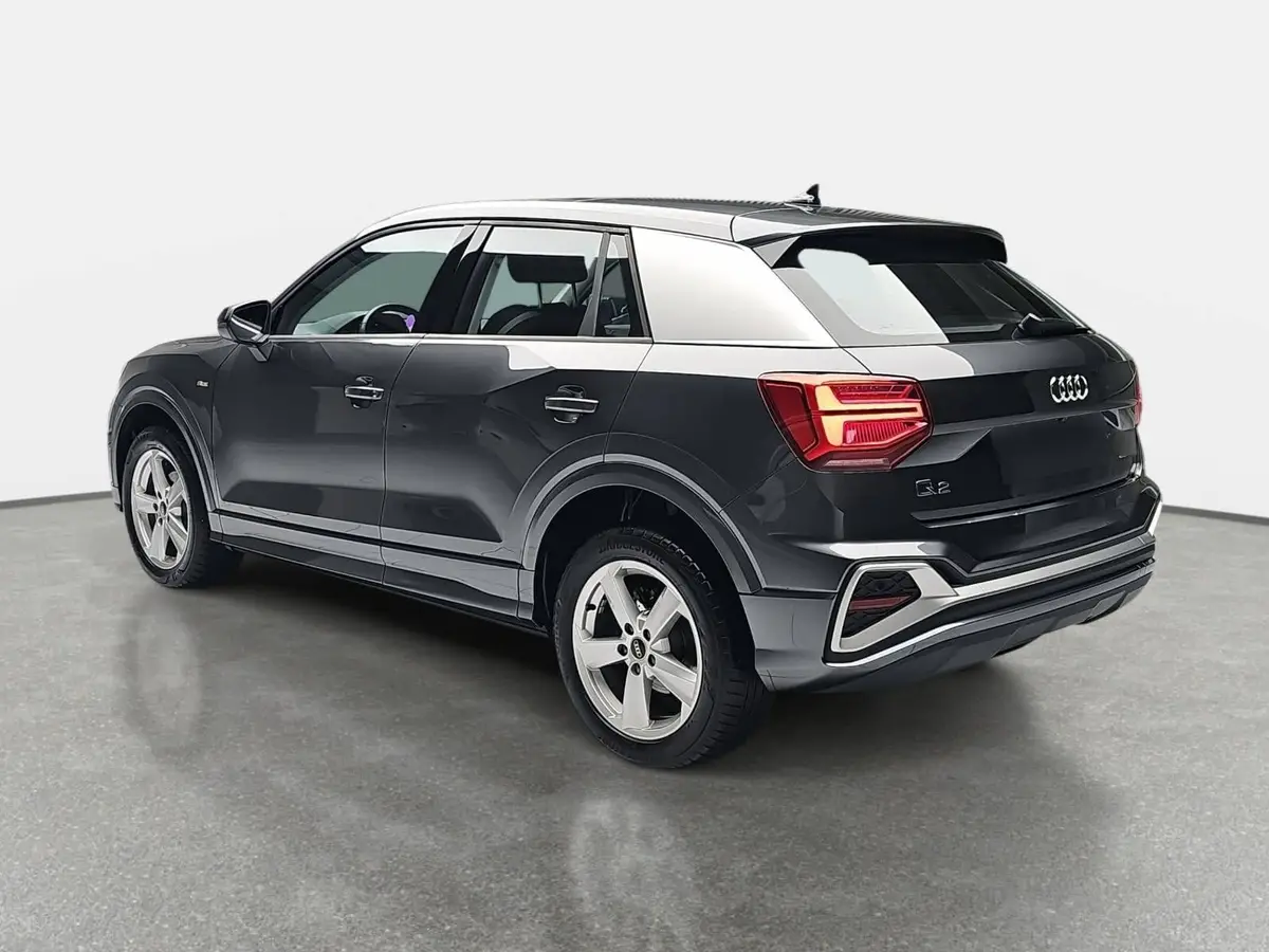 AUDI Q2 30 TFSI S LINE NAVI LED KAMERA LM17