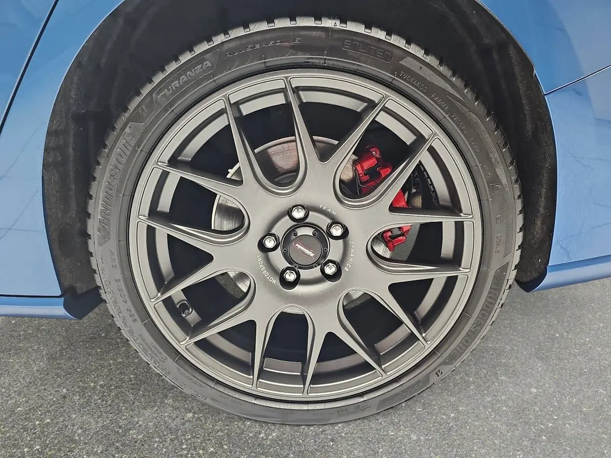 FORD FOCUS ST 2.3 EB TURNIER NAVI LED P-ASSIST